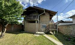 Kuća, Novi Sad | Izdavanje · 75m² · 400€