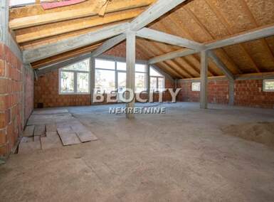 Trosoban stan, Beograd - Sremčica | Prodaja · 200m² · 100.000€