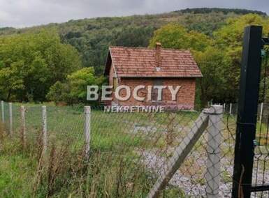 Kuća, Irig - Vrdnik | Prodaja · 82m² · 79.000€