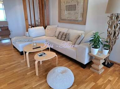 Trosoban stan, Beograd - Hotel YU (Blok 11) | Prodaja · 78m² · 365.000€