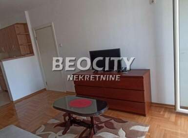 Dvosoban stan, Novi Sad - Centar | Izdavanje · 45m² · 450€