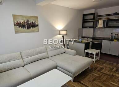 Trosoban stan, Novi Sad - Centar | Izdavanje · 58m² · 550€