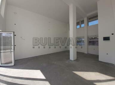 Poslovni prostor / Lokal, Niš - Crveni Krst | Izdavanje · 50m² · 600€