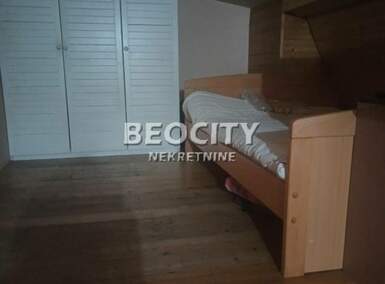 Jednosoban stan, Beograd - Zemun (centar) | Izdavanje · 28m² · 350€