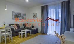 Jednoiposoban stan, Beograd - Lekino Brdo | Izdavanje · 35m² · 650€