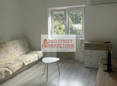 Jednoiposoban stan, Beograd - Slavujev Venac | Izdavanje · 30m² · 400€