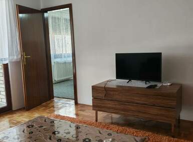 Trosoban stan, Kragujevac | Izdavanje · 72m² · 375€