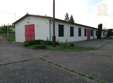 Poslovni prostor / Lokal, Beograd - Mladenovac (mesto) | Izdavanje · 1200m² · 4.000€