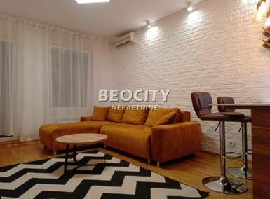 Jednosoban stan, Beograd - Blok 67 A | Izdavanje · 35m² · 600€