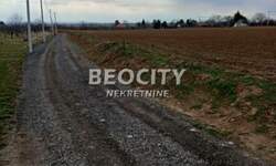 Plac, Sremska Mitrovica - Manđelos | Prodaja · 1000m² · 11.000€