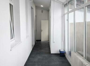 Poslovni prostor / Lokal, Novi Sad | Izdavanje · 275m² · 2.200€