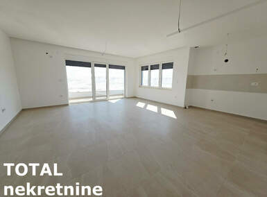 Trosoban stan, Sremska Kamenica - Tatarsko Brdo | Prodaja · 93m² · 199.950€