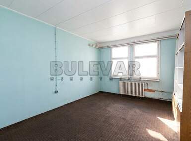 Poslovni prostor / Lokal, Niš - Novo selo | Izdavanje · 837m² · 2.511€