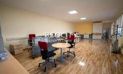 Poslovni prostor / Lokal, Beograd - Zemun (novi Grad) | Prodaja · 900m² · 2.500.000€