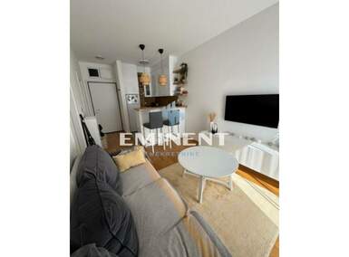 Dvosoban stan, Beograd - Južni Bulevar | Izdavanje · 40m² · 40€