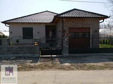 Kuća, Beograd - Belo Polje | Prodaja · 196m² · 250.000€