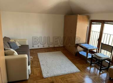 Jednoiposoban stan, Niš - Centar | Izdavanje · 37m² · 300€