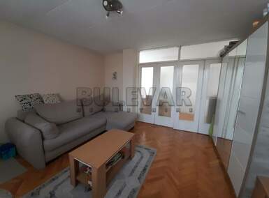 Dvosoban stan, Niš - Bulevar Nemanjića Zona 2 | Izdavanje · 59m² · 350€