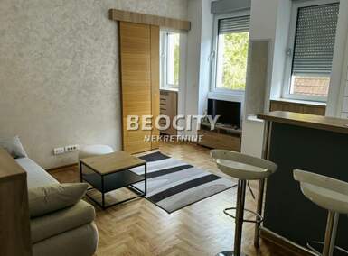 Dvosoban stan, Beograd - Stari Grad | Izdavanje · 40m² · 800€