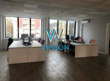 Poslovni prostor / Lokal, Novi Sad - Bulevar Oslobođenja | Izdavanje · 200m² · 2.000€