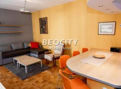 Trosoban stan, Novi Sad - Centar | Izdavanje · 71m² · 650€