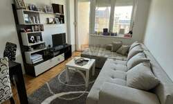 Jednoiposoban stan, Niš - Bulevar Nemanjića | Izdavanje · 39m² · 380€