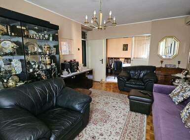 Trosoban stan, Kragujevac | Prodaja · 63m² · 115.500€