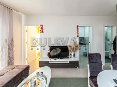 Dvosoban stan, Niš - Crveni pevac | Izdavanje · 38m² · 400€