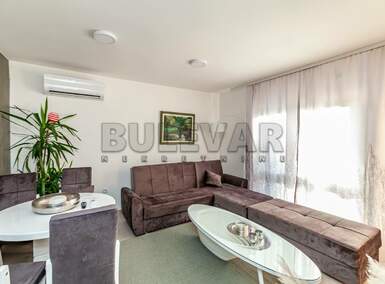 Dvoiposoban stan, Niš - Crveni pevac | Izdavanje · 36m² · 400€