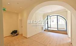 Poslovni prostor / Lokal, Novi Sad - Petrovaradin | Izdavanje · 250m² · 3.200€