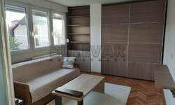 Jednoiposoban stan, Niš - Bulevar Nemanjića | Izdavanje · 46m² · 370€