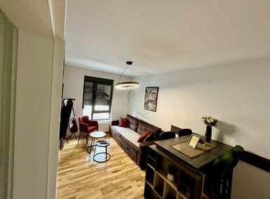 Troiposoban stan, Niš - Filozofski fakultet | Izdavanje · 90m² · 700€