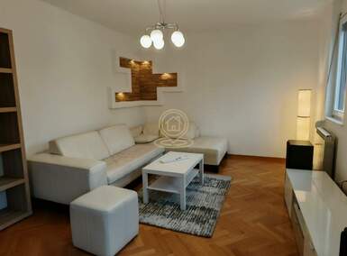 Trosoban stan, Beograd - Banovo Brdo | Izdavanje · 82m² · 850€