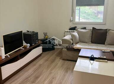 Kuća, Beograd - Lipovica | Prodaja · 215m² · 140.000€