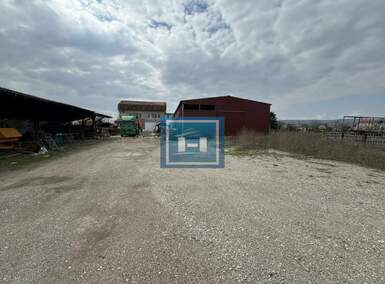 Poslovni prostor / Lokal, Ćuprija - Mijatovac | Izdavanje · 750m² · 1.000€