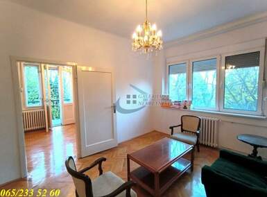 Poslovni prostor / Lokal, Beograd - Dedinje | Izdavanje · 52m² · 700€