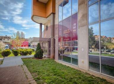 Poslovni prostor / Lokal, Beograd - Konjarnik | Prodaja · 1195m² · 1.400.000€