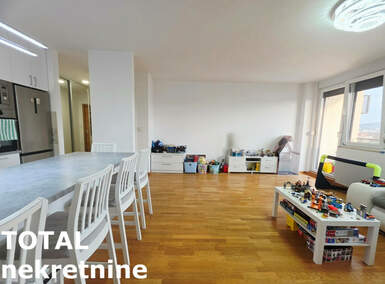 Dvoiposoban stan, Novi Sad - Bulevar Patrijarha Pavla | Prodaja · 82m² · 230.000€