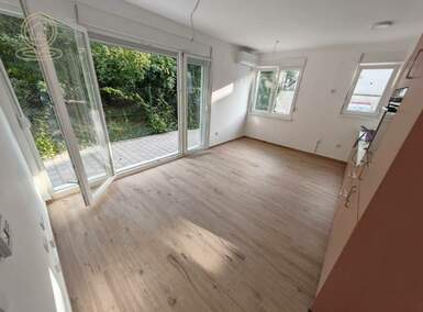 Dvosoban stan, Novi Sad | Prodaja · 39m² · 75.396€