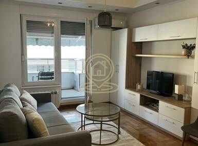 Dvosoban stan, Beograd - Krunski venac | Izdavanje · 37m² · 800€