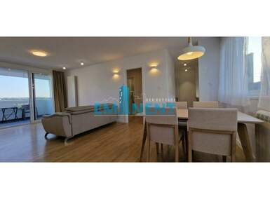 Trosoban stan, Beograd - Hram Svetog Save | Izdavanje · 87m² · 1.200€