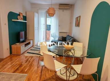 Dvosoban stan, Beograd - Gundulićev Venac | Izdavanje · 40m² · 700€