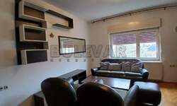 Trosoban stan, Niš - Durlan | Izdavanje · 75m² · 300€