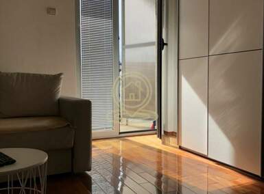 Garsonjera, Novi Sad | Izdavanje · 27m² · 330€