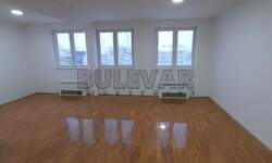 Poslovni prostor / Lokal, Niš - Čair | Izdavanje · 80m² · 600€