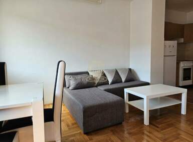 Dvosoban stan, Novi Sad | Izdavanje · 48m² · 400€