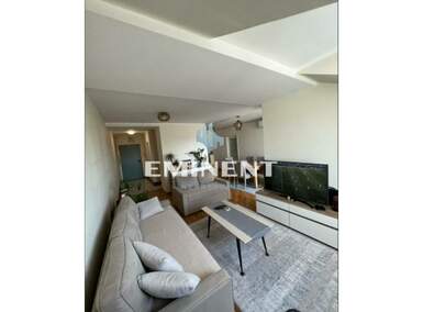 Trosoban stan, Beograd - Voždovačka Crkva | Izdavanje · 80m² · 800€