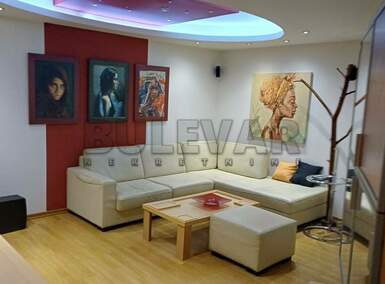 Trosoban stan, Niš - Mokranjčeva | Izdavanje · 81m² · 400€