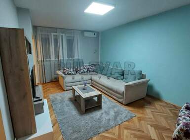 Trosoban stan, Niš - Centar | Izdavanje · 77m² · 350€