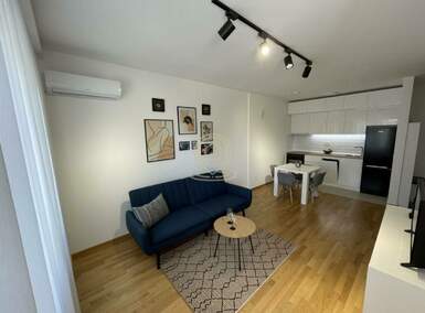 Jednoiposoban stan, Novi Sad | Izdavanje · 40m² · 500€